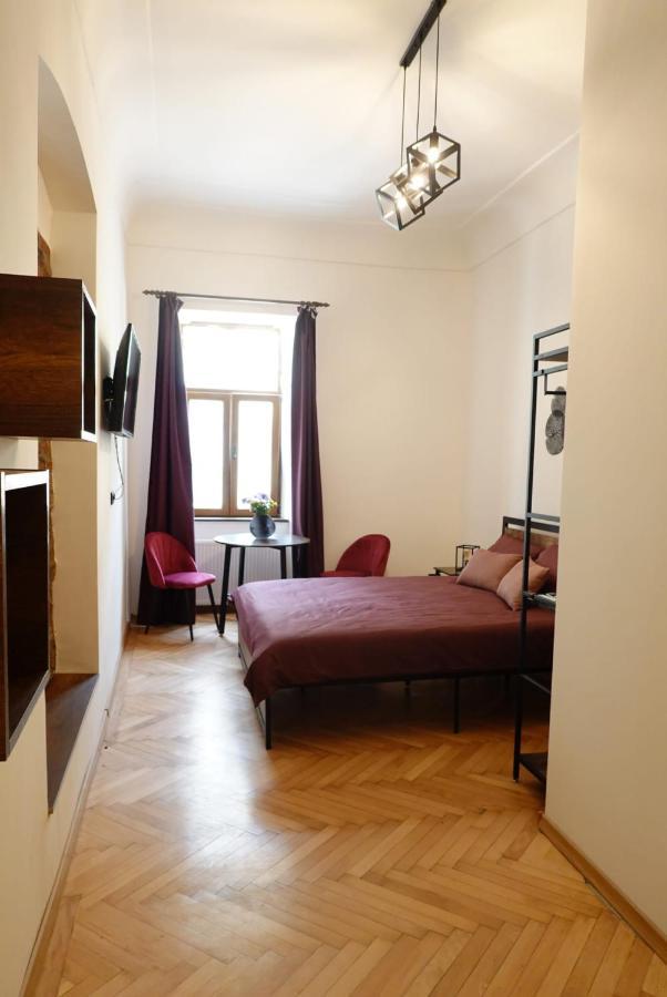 The Industrique Home - 3 Bedroom Apartment Тимишоара Экстерьер фото