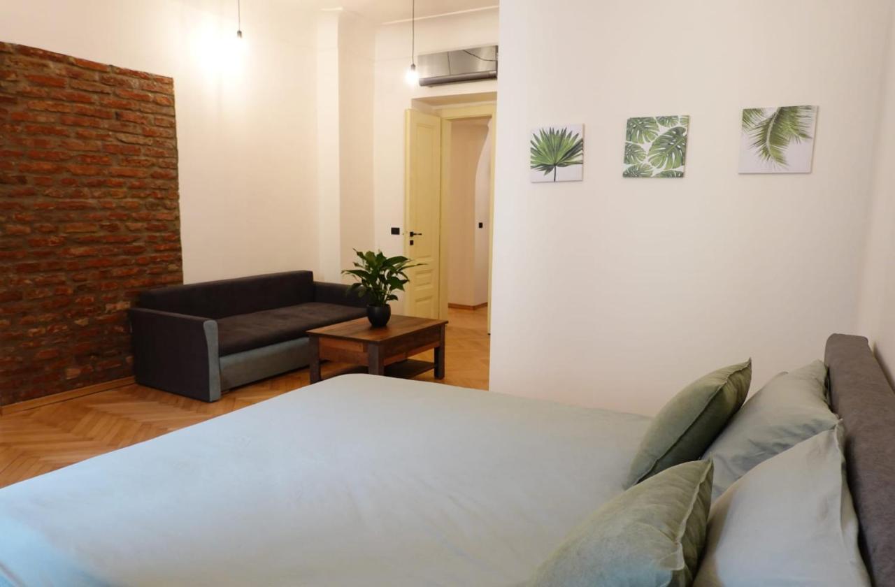 The Industrique Home - 3 Bedroom Apartment Тимишоара Экстерьер фото