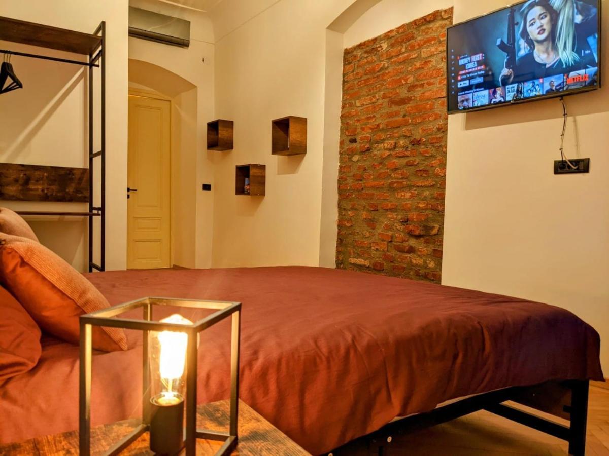 The Industrique Home - 3 Bedroom Apartment Тимишоара Экстерьер фото